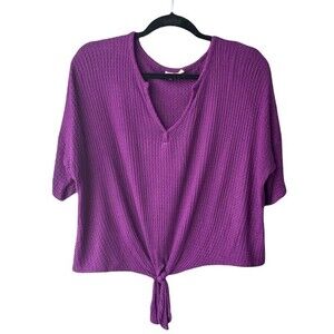 Live in the Moment Purple Crop Tee Size M